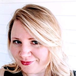 Meet your Posher, Joleen